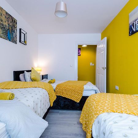 Opp Liverpool - Perfect For Contractors And Travellers, Big Savings Booking 4 Nights Or More! Lägenhet Exteriör bild