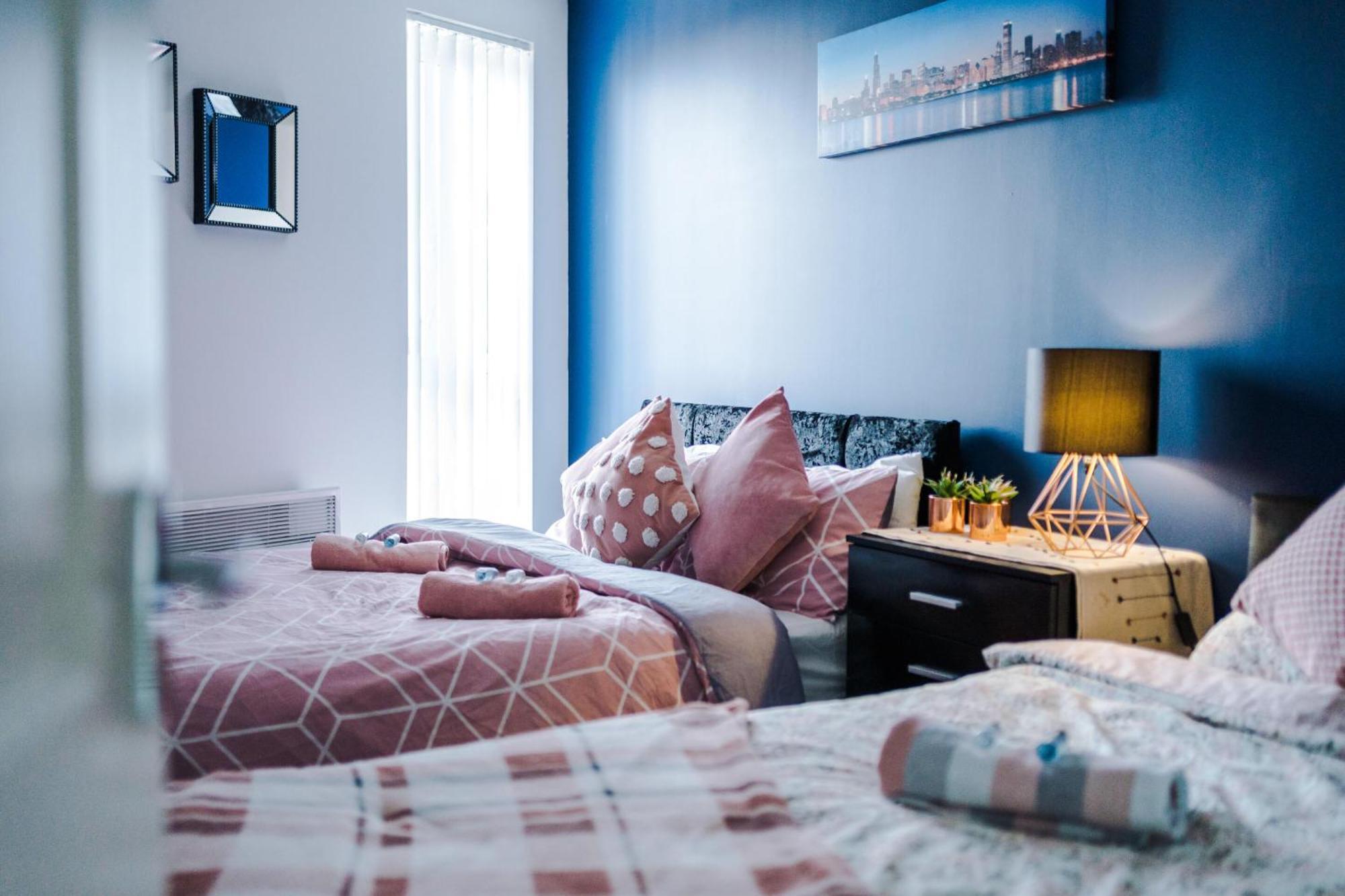 Opp Liverpool - Perfect For Contractors And Travellers, Big Savings Booking 4 Nights Or More! Lägenhet Rum bild